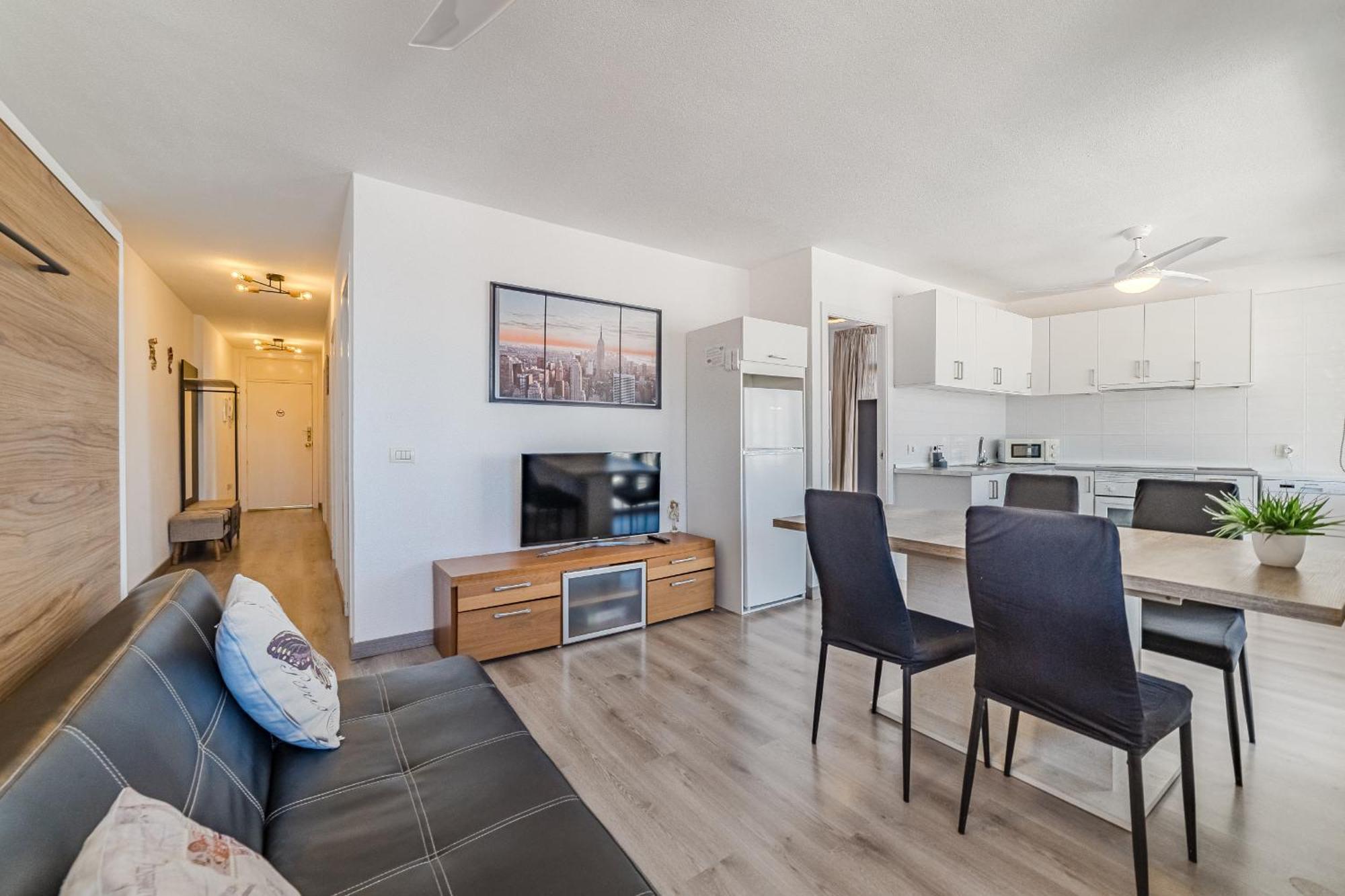 Family Apartment With 3 Bedrooms And Balcony Near Los Gigantes And Ocean Puerto de Santiago  Esterno foto