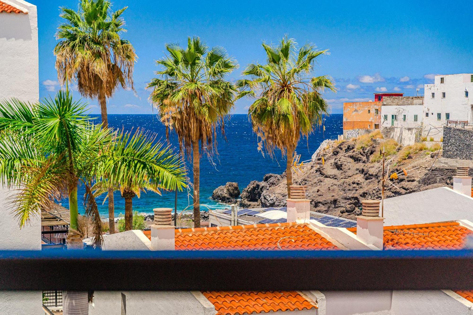 Family Apartment With 3 Bedrooms And Balcony Near Los Gigantes And Ocean Puerto de Santiago  Esterno foto