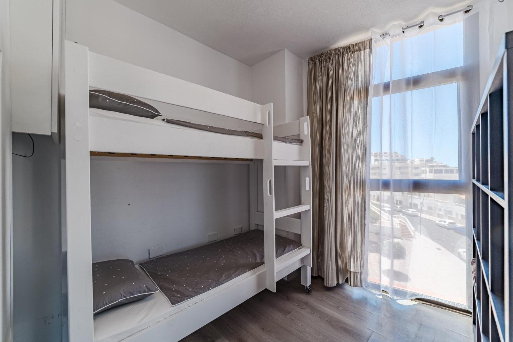 Family Apartment With 3 Bedrooms And Balcony Near Los Gigantes And Ocean Puerto de Santiago  Esterno foto
